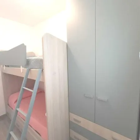 Levante Apartment *